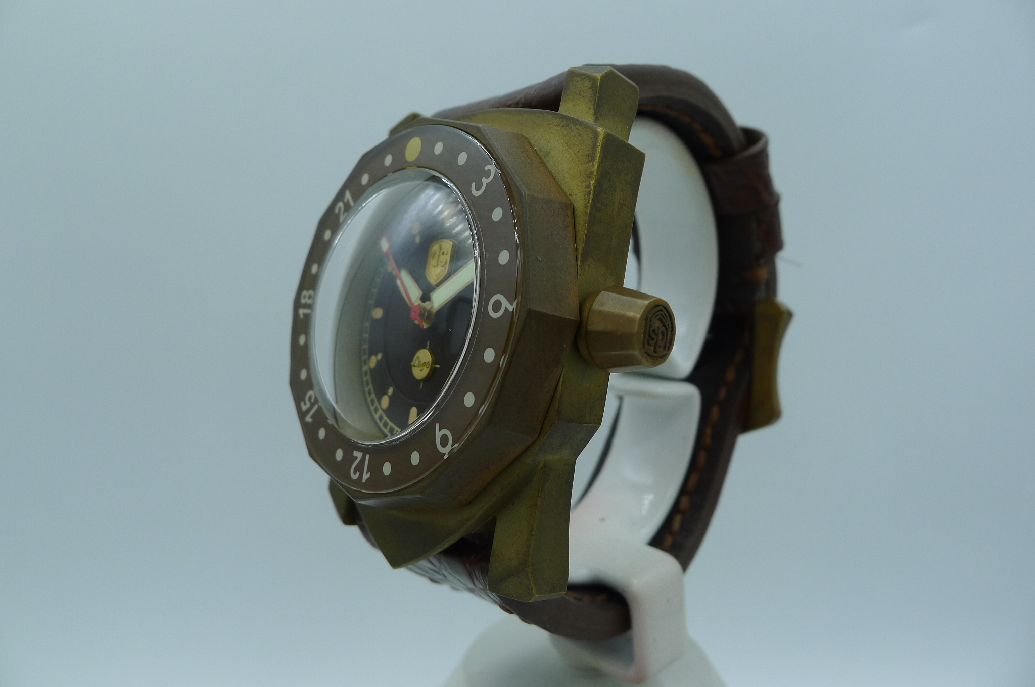 DREAM STAR LOGO BRONZE - Image 3