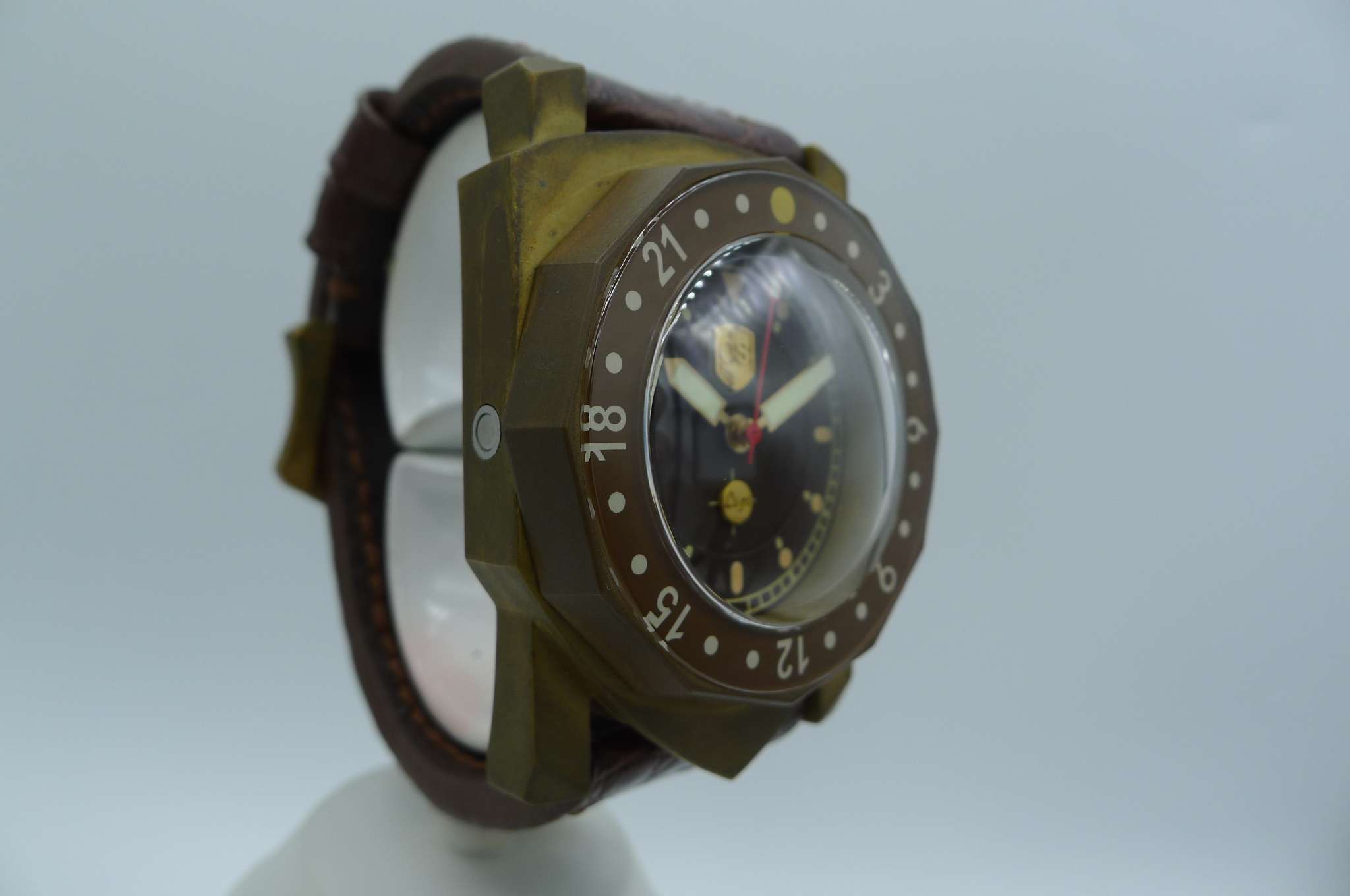 DREAM STAR LOGO BRONZE - Image 4
