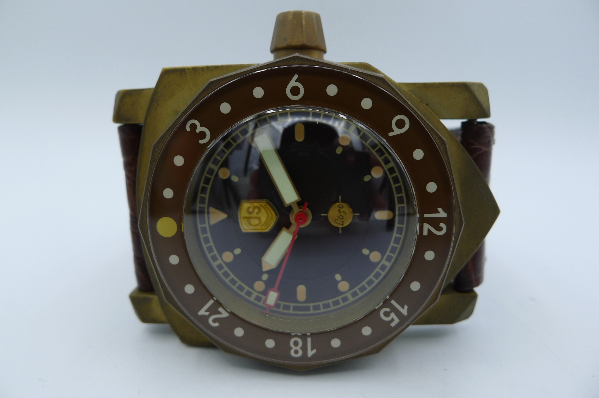 DREAM STAR LOGO BRONZE - Image 8