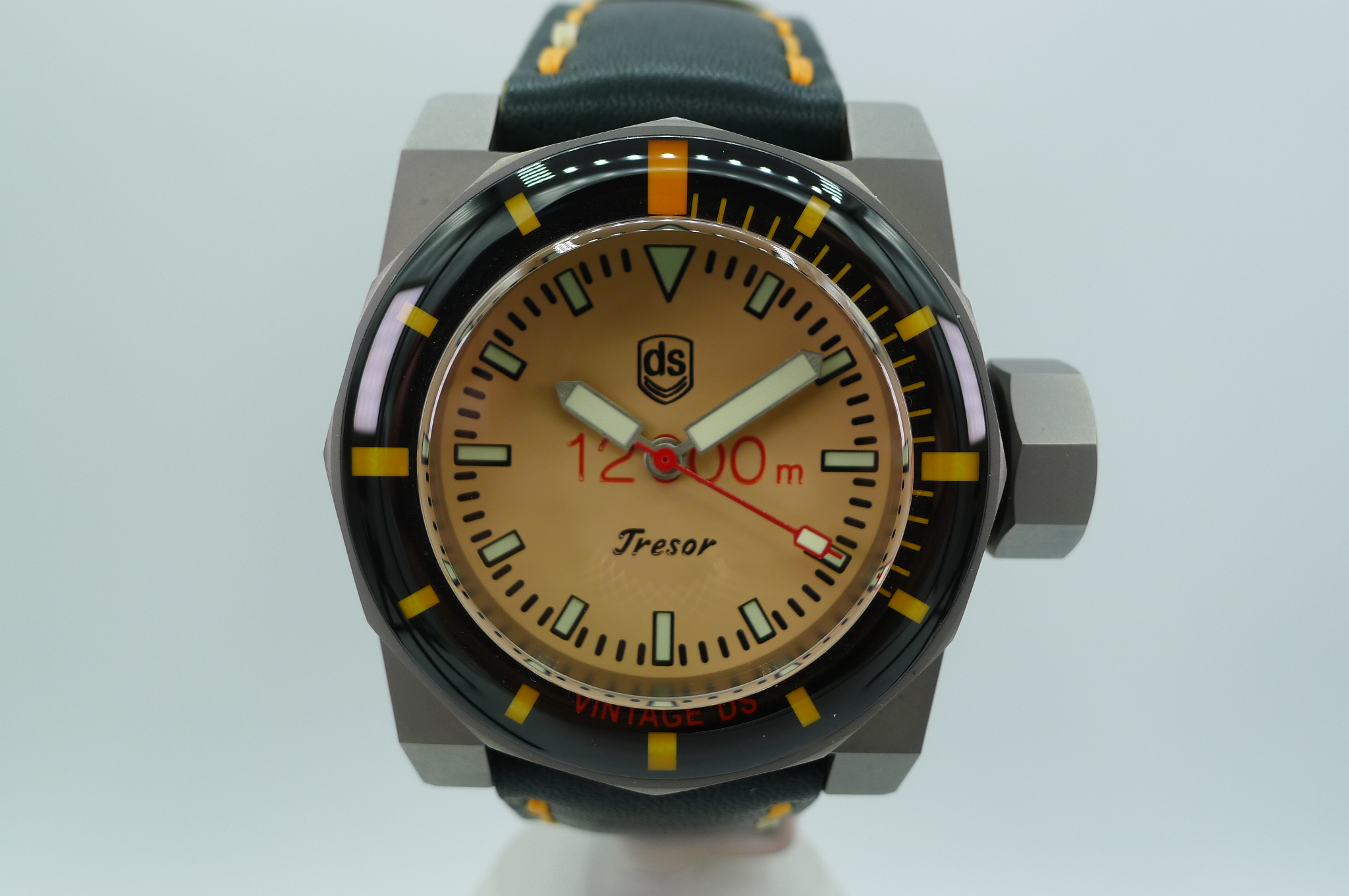 DREAM STAR 12000M