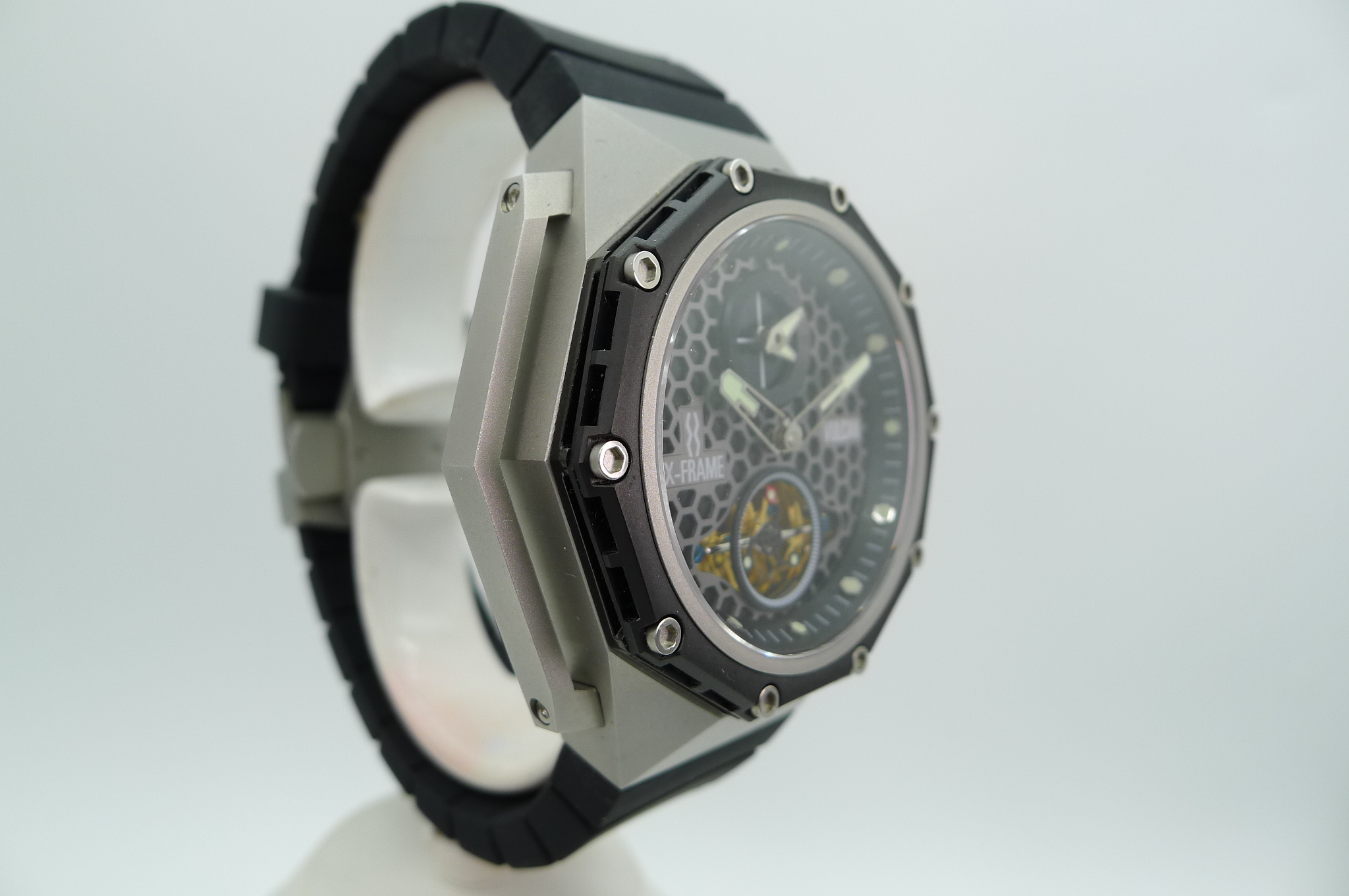 X FRAME VULCAN - Image 4