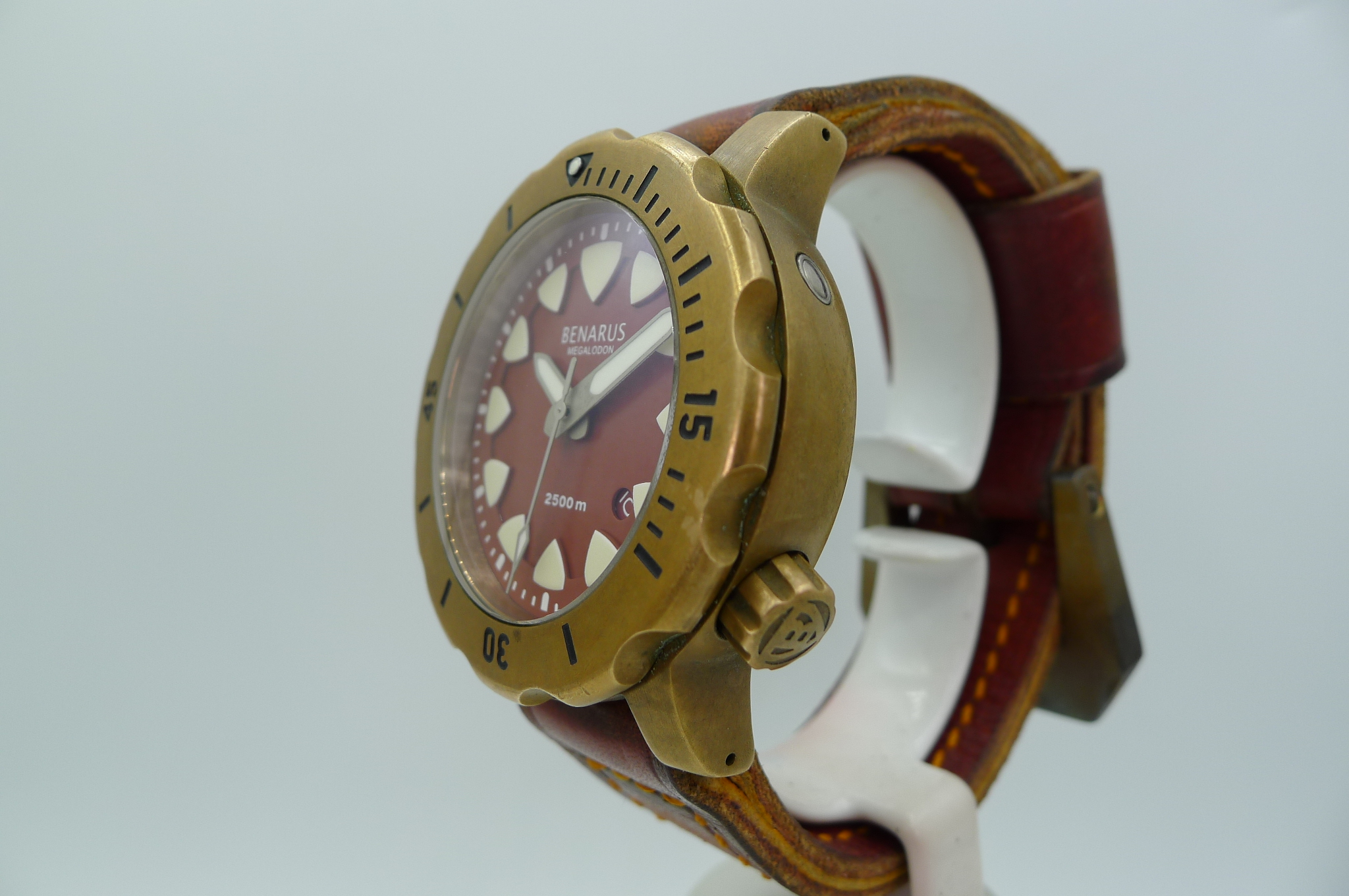 BENARUS MEGALODON BRONZE - Image 3