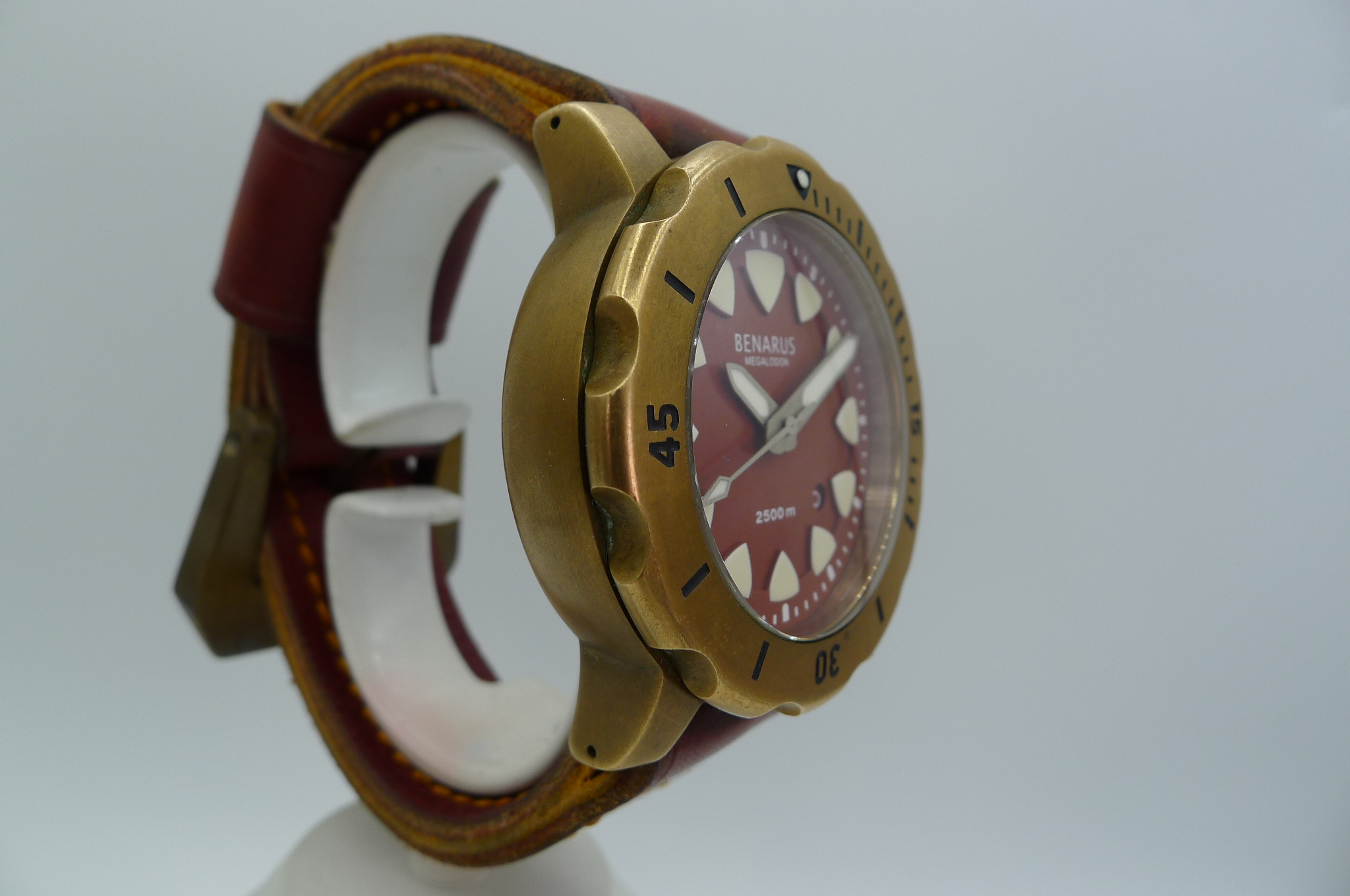 BENARUS MEGALODON BRONZE - Image 4